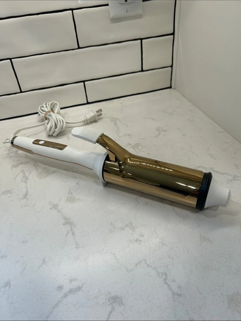 Kristin ESS 2” Soft Bend Titanium Curling Iron Gold Finish